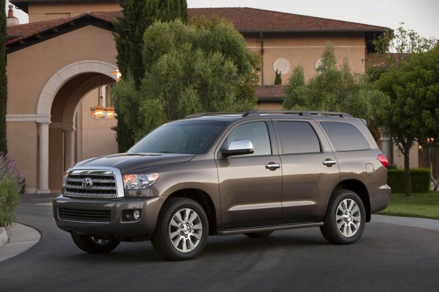  Toyota Sequoia 2013 года  (фото 16 из 50)